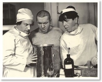 Three_stooges_doctor_small